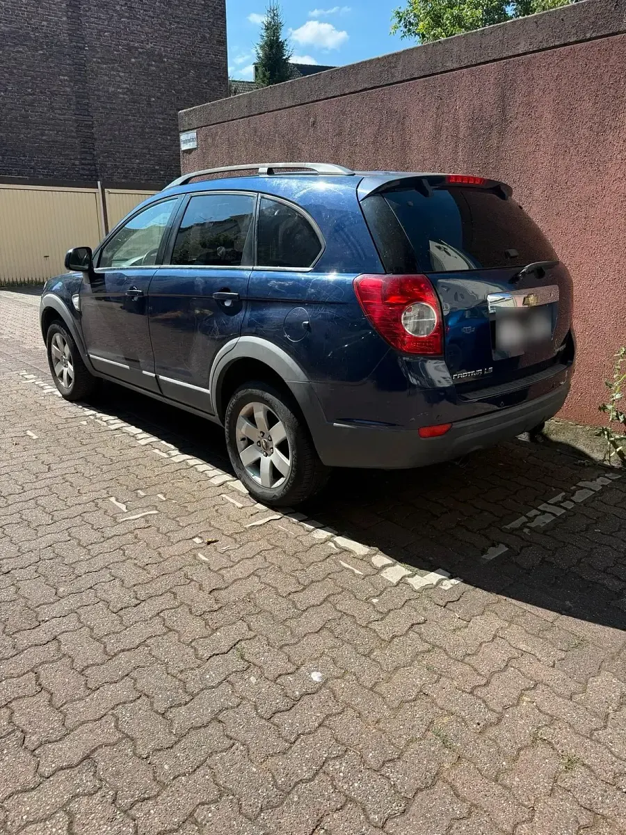 Gebraucht Chevrolet Captiva LS 140 PS (102 kW) 2010 Blau SUV