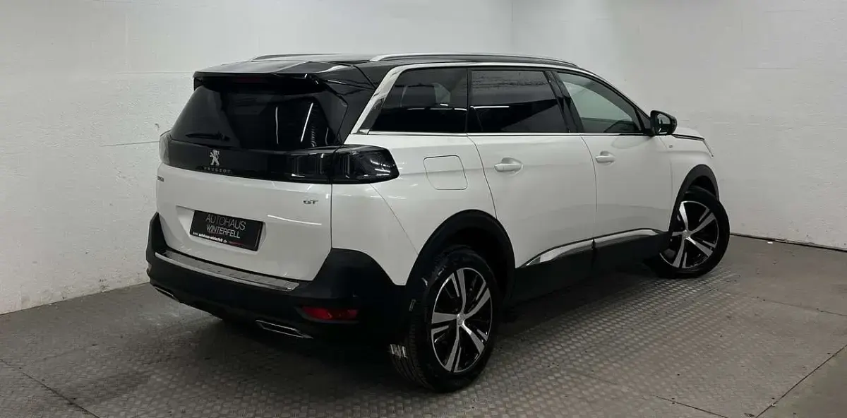Gebraucht Peugeot 5008 GT 131 PS (96 kW) 2023 Perlmutt weiss (metallic) SUV
