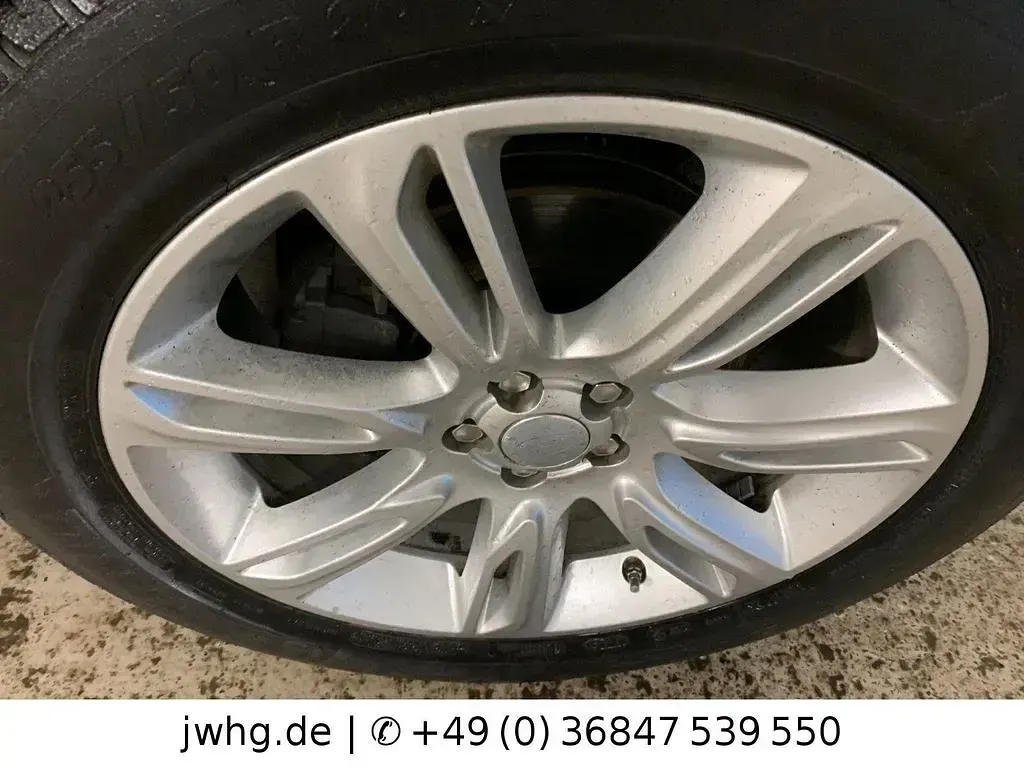 Gebraucht Land Rover Range Rover Velar S 241 PS (177 kW) 2020 Santorini black SUV