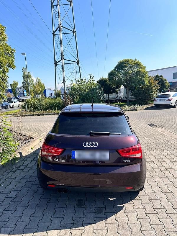 Gebraucht Audi A1 123 PS (90 kW) 2012 Violet Kleinwagen