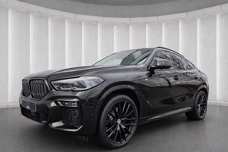Gebraucht BMW X6 Performance 286 PS (210 kW) 2023 Black sapphire metallic SUV