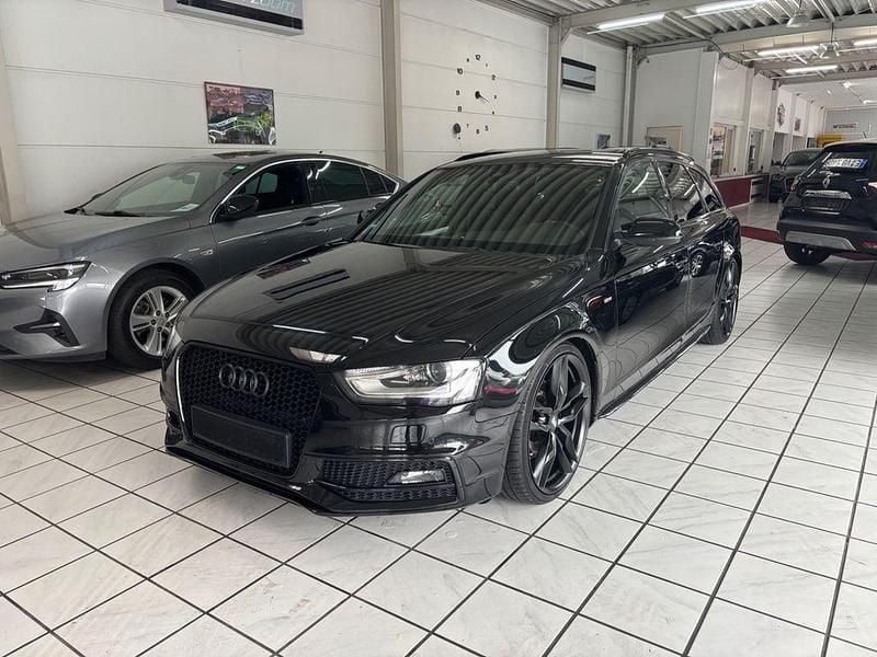 Schwarz Gebraucht 2015 Audi A4 S-Line Kombi | 11.500 € (Guter Preis) - Bild 1/4
