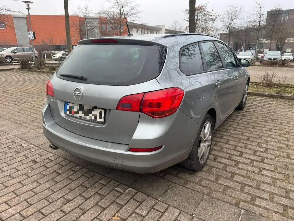 Brugt Opel Astra 120 HK (88 kW) 2011 Stationcar