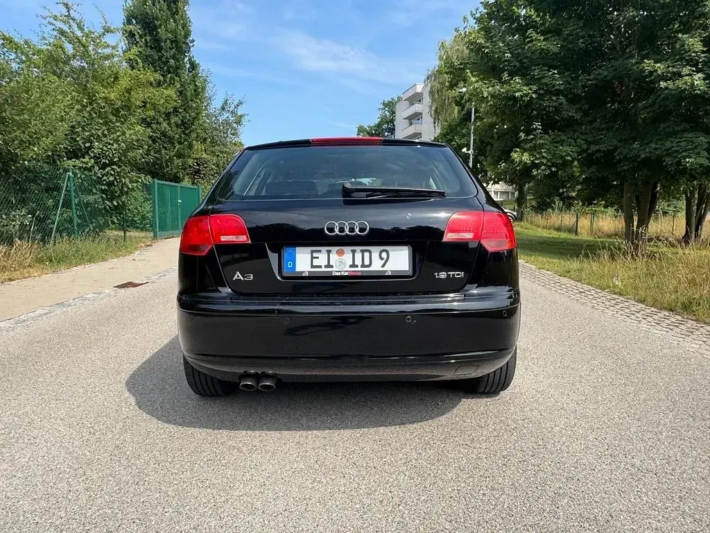 Second-hand Audi A3 Sport 105 CP (77 kW) 2006 Negru Hatchback