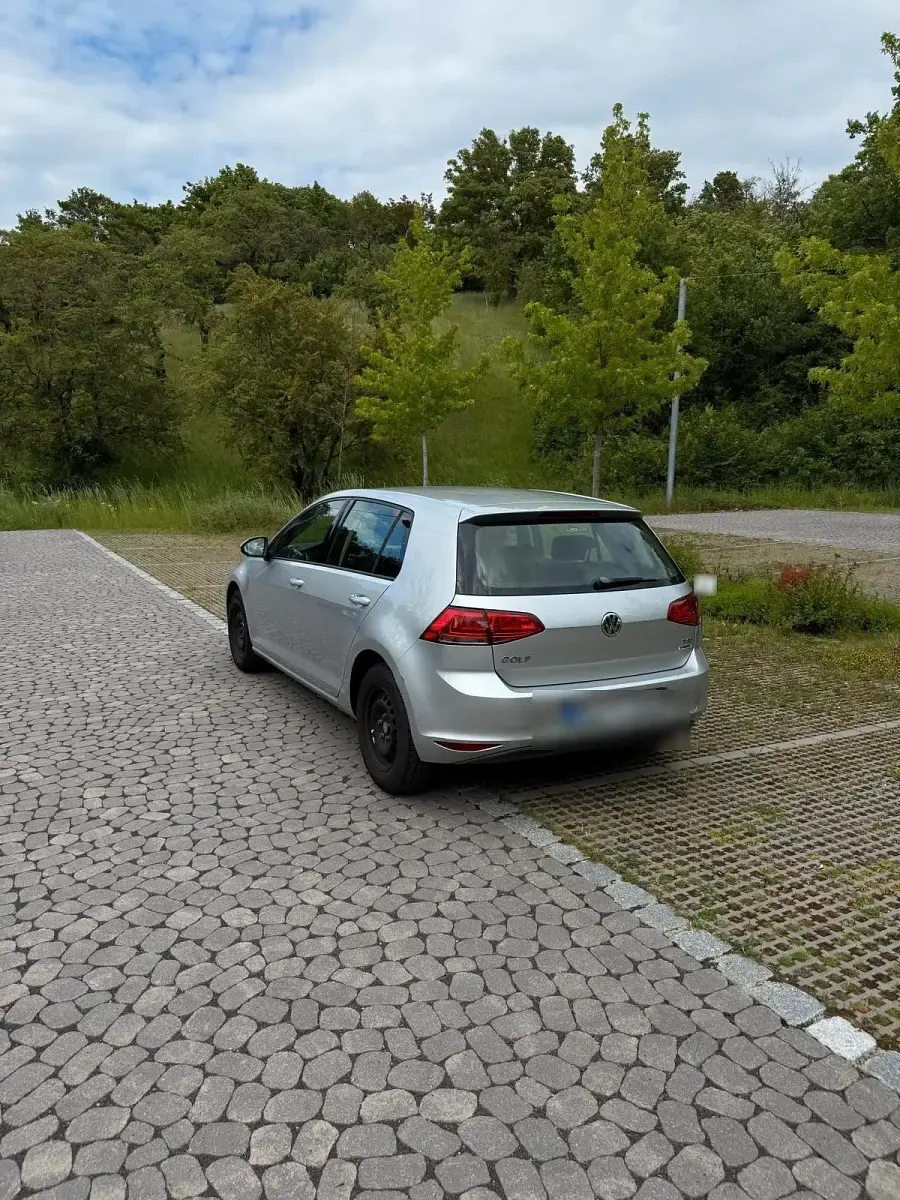 Gebraucht VW Golf VII 86 PS (63 kW) 2014 Silber Kleinwagen