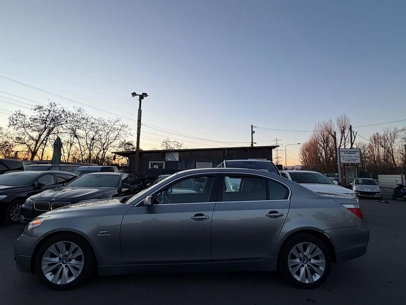 Gebraucht BMW 520 Sport Line 170 PS (125 kW) 2004 Silber Limousine
