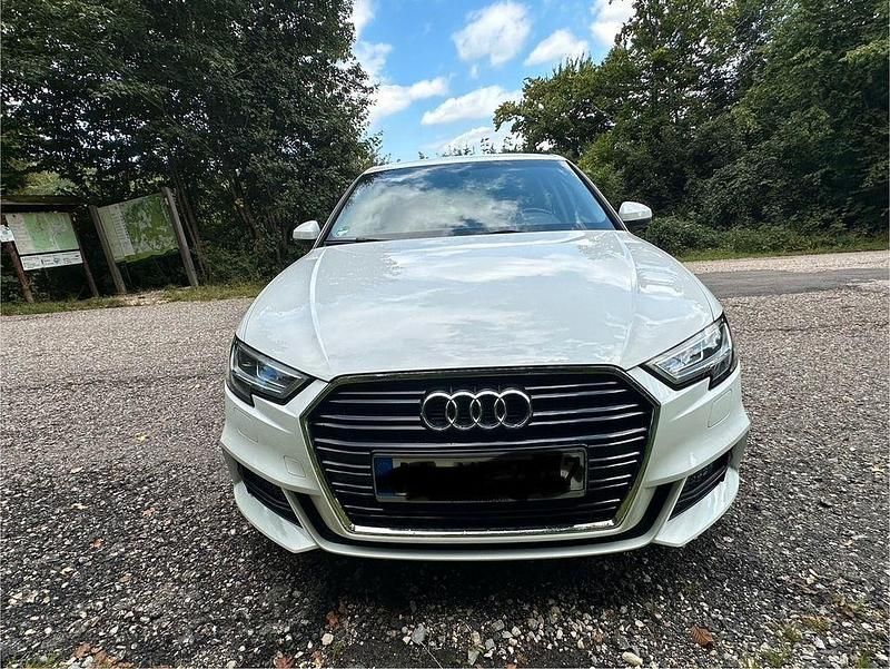 Gebraucht Audi A3 S-Line 150 PS (110 kW) 2018 Weiß Limousine