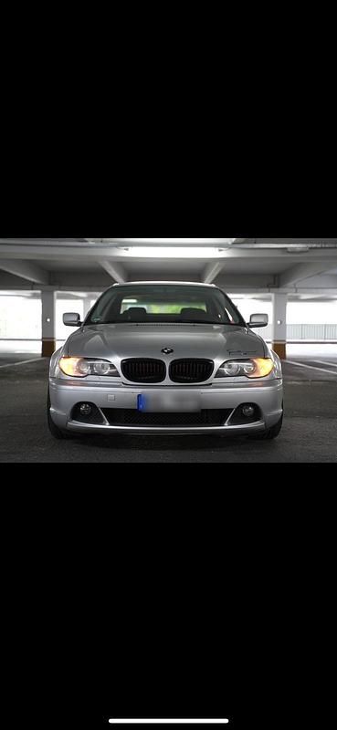 Silber Gebraucht 2003 BMW 320 Coupé | 5.500 € (Fairer Preis) - Bild 1/4