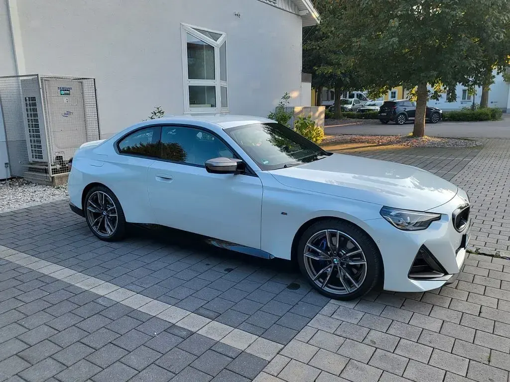 Gebraucht BMW M240i M Sport 374 PS (275 kW) 2022 Weiß Coupé