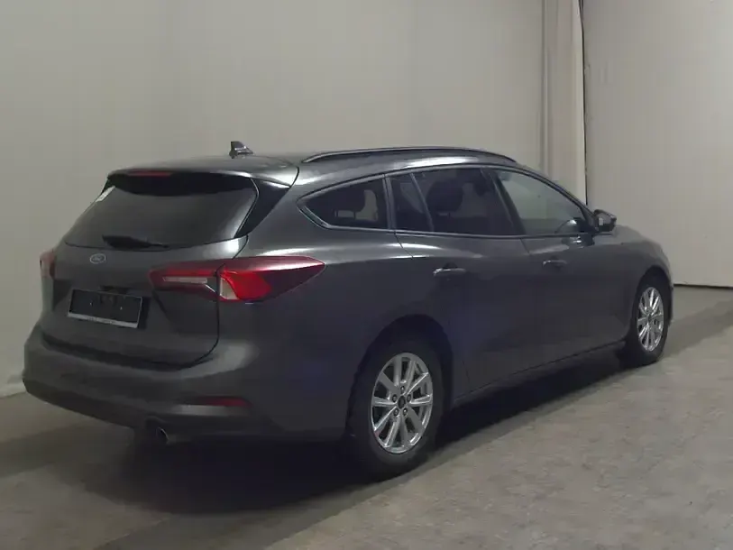 Gebraucht Ford Focus Cool & Connect 120 PS (88 kW) 2022 Grau Limousine