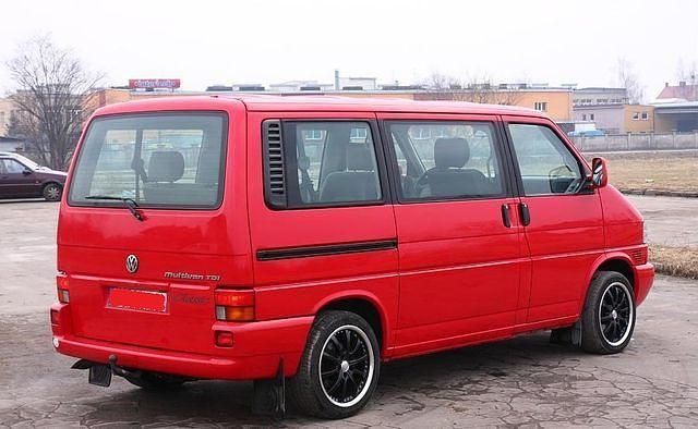 Gebraucht VW Multivan 102 PS (75 kW) 1997 Rot Van