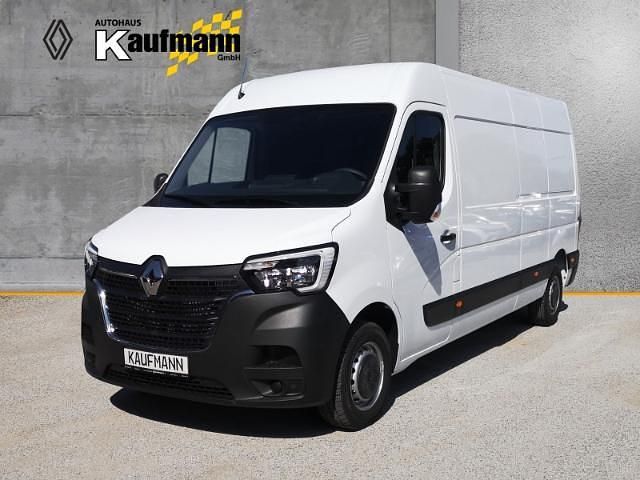 Weiss Gebraucht 2023 Renault Master Komfort Van | 27.890 € (Teuer) - Bild 1/4