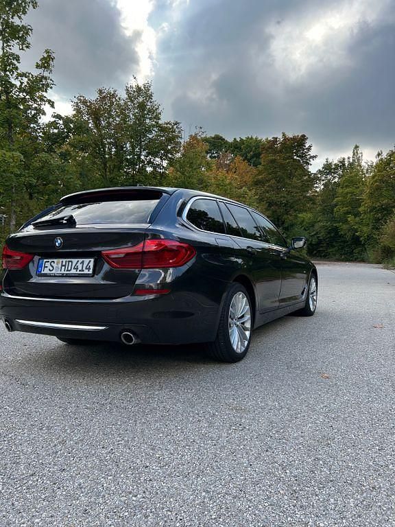 Gebraucht BMW 520 Luxury Line 190 PS (139 kW) 2018 Braun Kombi