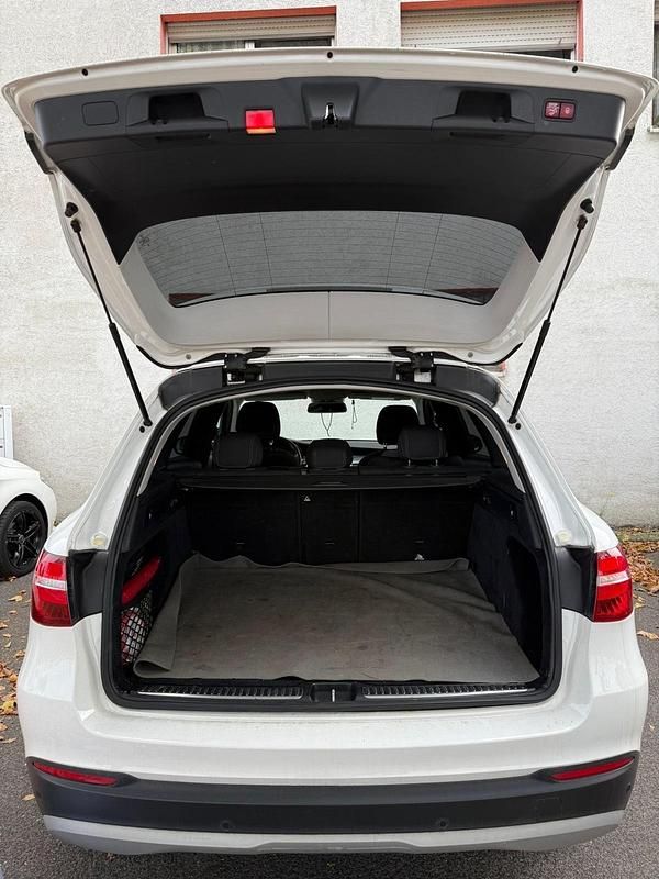 Gebraucht Mercedes GLC220 170 PS (125 kW) 2017 Weiß SUV