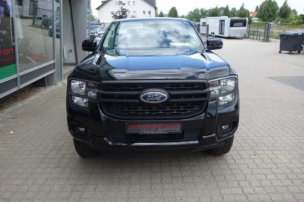 Gebraucht Ford Ranger XLT 170 PS (125 kW) 2024 Schwarz Pickup