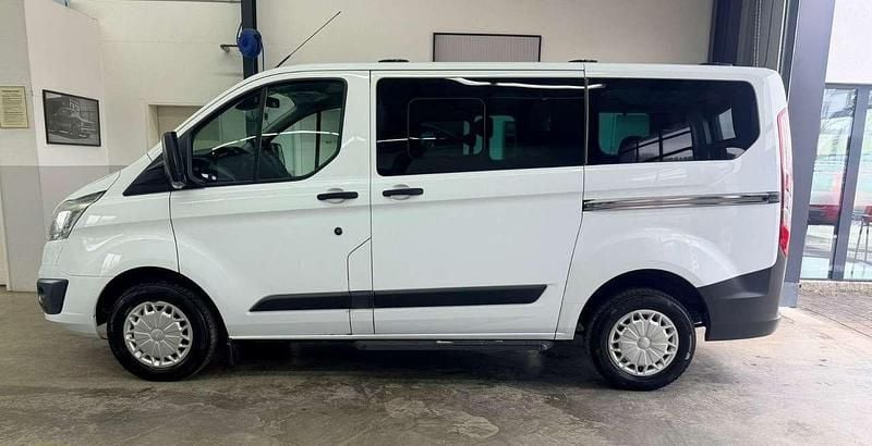 Gebraucht Ford Tourneo Trend 125 PS (91 kW) 2013 Weiß Van / Kleinbus