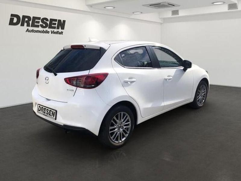 Gebraucht Mazda 2 Kizoku 90 PS (66 kW) 2021 Weiß Kleinwagen