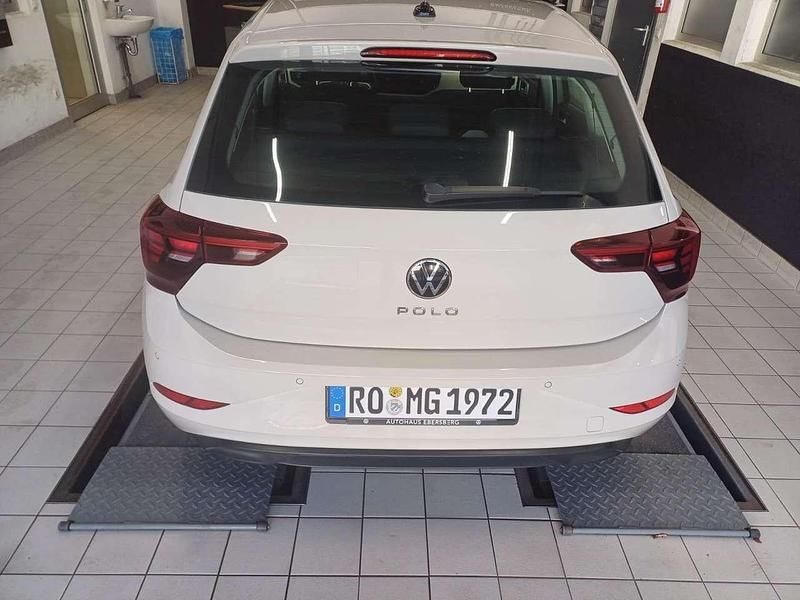 Gebraucht VW Polo Move 110 PS (80 kW) 2024 Grau Limousine