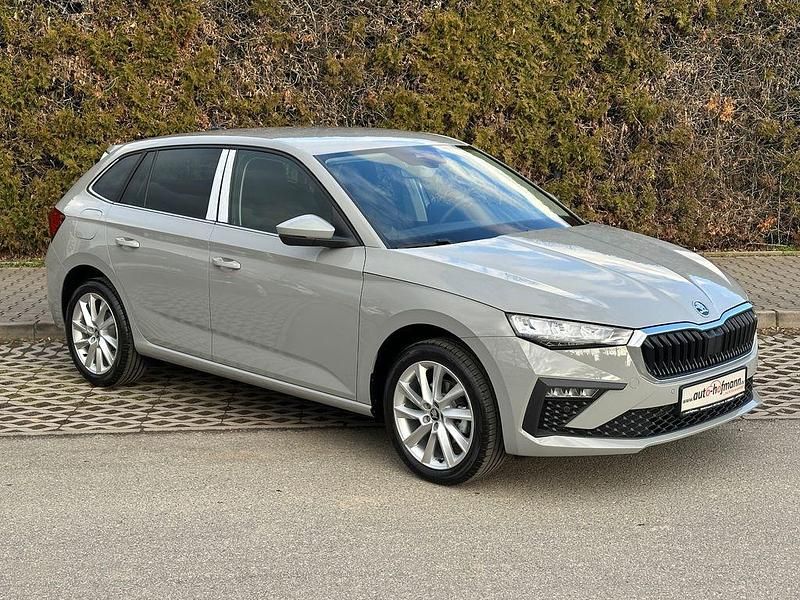 Neu Skoda 105 116 PS (85 kW) 2026 Grau Limousine