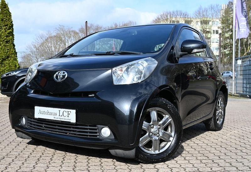 Gebraucht Toyota iQ 68 PS (50 kW) 2009 Schwarz Kleinwagen