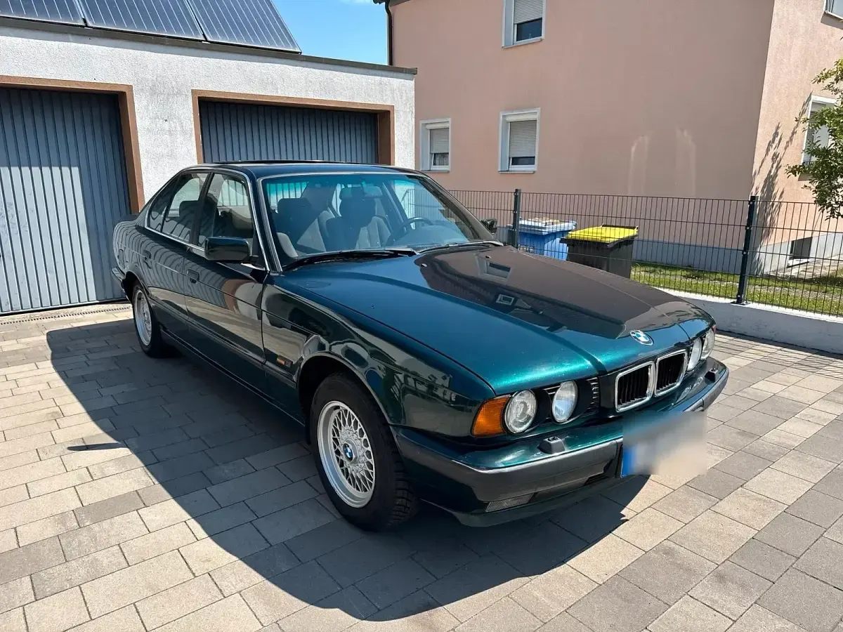 Gebraucht BMW 520 150 PS (110 kW) 1995 Grün Limousine