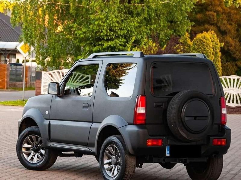 Gebraucht Suzuki Jimny Comfort 86 PS (63 kW) 2016 Schwarz SUV