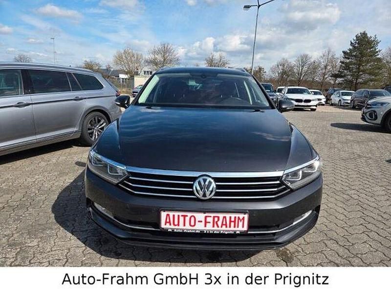 Gebraucht VW Passat Comfortline 150 PS (110 kW) 2017 Grau Kombi