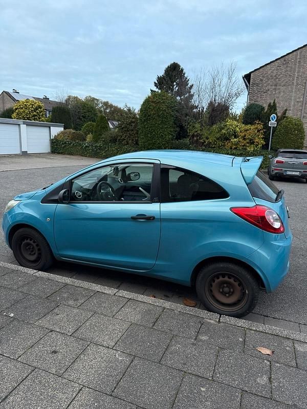 Gebraucht Ford Ka Ambiente 69 PS (50 kW) 2009 Blau Kleinwagen