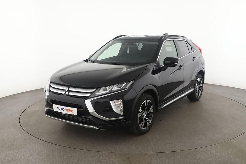 Schwarz Gebraucht 2019 Mitsubishi Eclipse Cross Active SUV | 18.280 € (Fairer Preis) - Bild 1/3