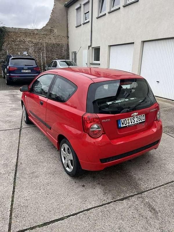 Gebraucht Chevrolet Aveo 84 PS (61 kW) 2009 Rot Limousine