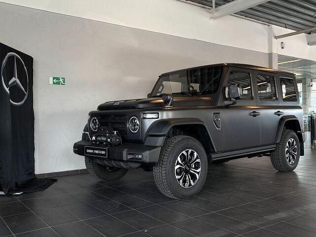 Neu BAW 212 166 PS (122 kW) 2026 Matt grau SUV