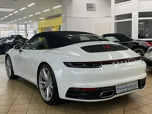 Gebraucht Porsche 992 385 PS (283 kW) 2020 Weiß Cabrio