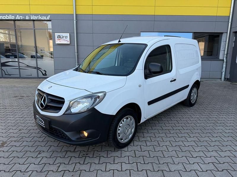Gebraucht Mercedes Citan 111 110 PS (80 kW) 2014 Weiß Van / Kleinbus