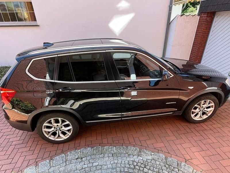 Schwarz Gebraucht 2011 BMW X3 SUV | 11.800 € (Guter Preis) - Bild 1/4