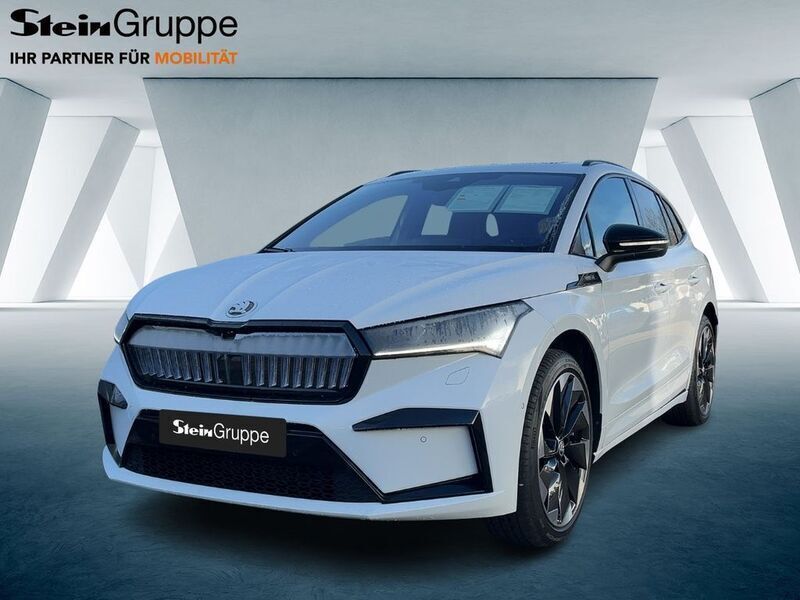 Silber Gebraucht 2024 Skoda Enyaq iV SportLine SUV | 51.790 € - Bild 1/4
