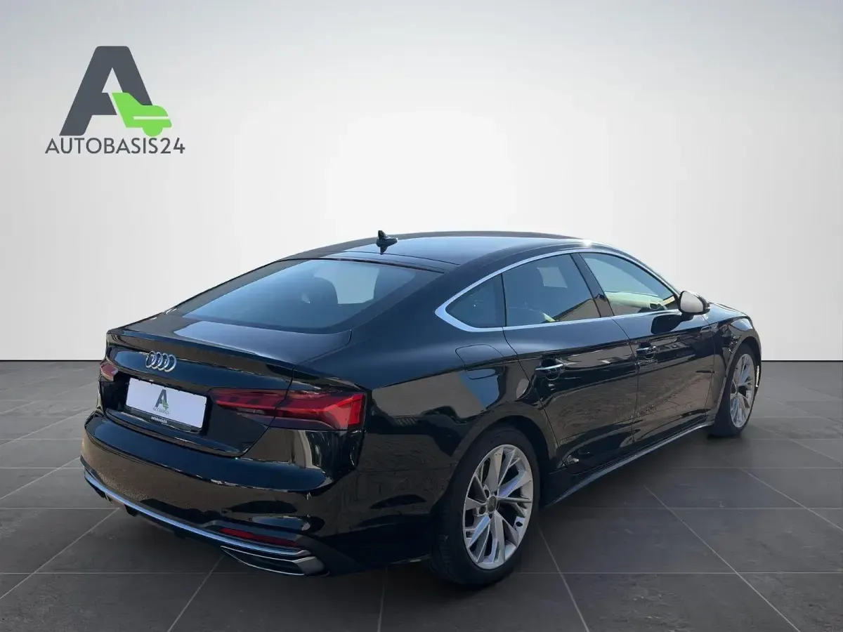 Gebraucht Audi A5 Sportback Advanced 163 PS (119 kW) 2020 Schwarz Kleinwagen