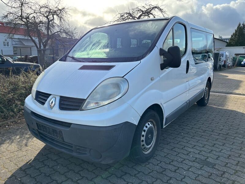 Weiß Gebraucht 2007 Renault Trafic Van | 3.799 € (Teuer) - Bild 1/4