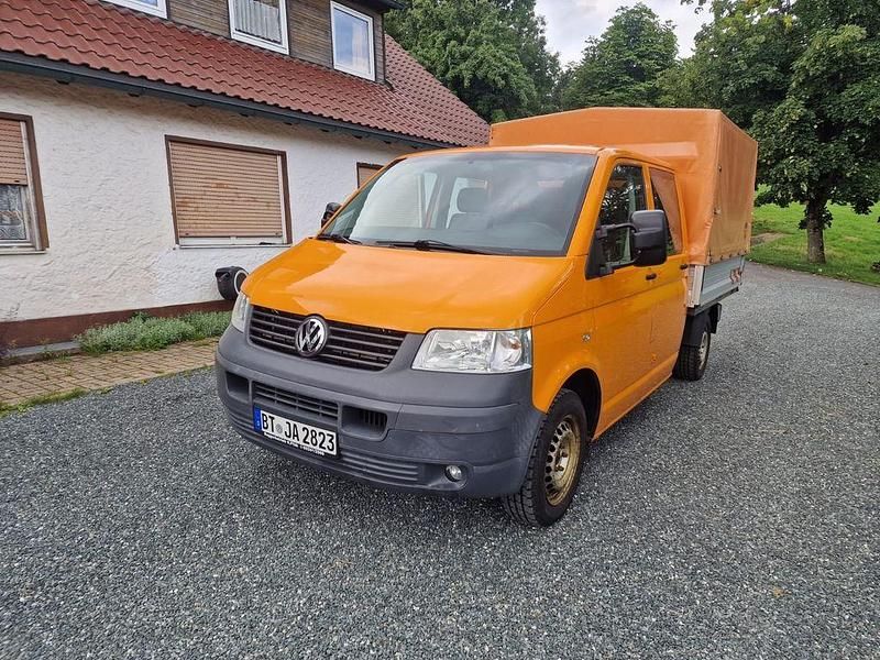 Gebraucht VW T5 102 PS (75 kW) 2009 Orange Van