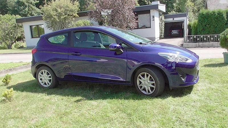 Gebraucht Ford Fiesta Trend 71 PS (52 kW) 2017 Blau Limousine