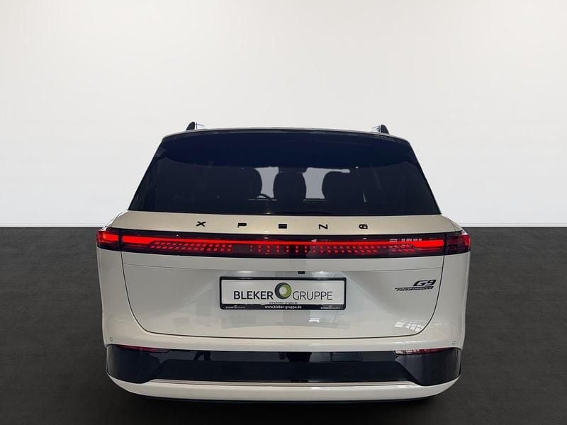 Neu XPENG G9 405 kW (551 PS) 2025 Arcticwhite SUV