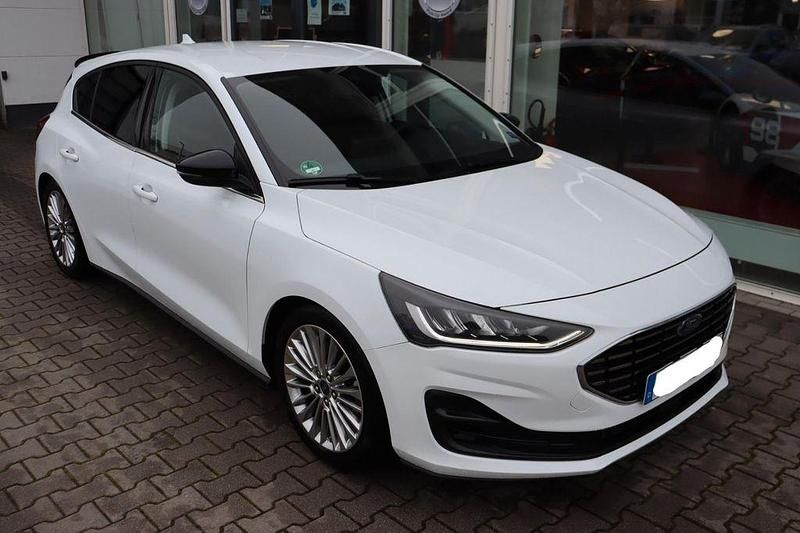 Gebraucht Ford Focus Style 125 PS (91 kW) 2023 Weiß Limousine