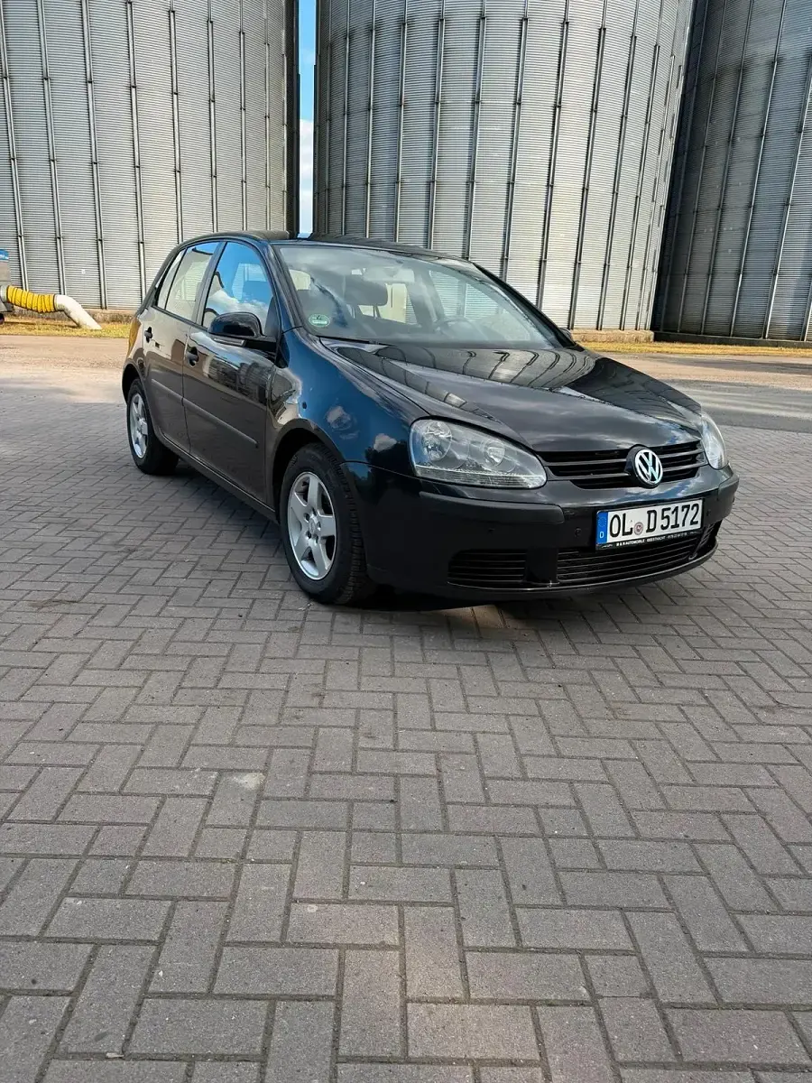 Gebraucht VW Golf IV 75 PS (55 kW) 2004 Schwarz Limousine
