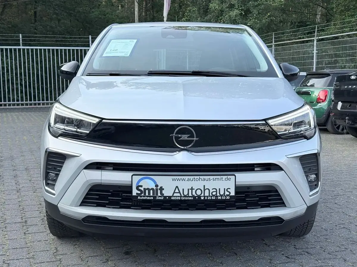 Gebraucht Opel Crossland Elegance 110 PS (80 kW) 2024 Aluminiumgrau/metallic SUV