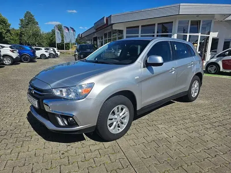 Gebraucht Mitsubishi ASX Diamant Edition 117 PS (86 kW) 2018 Silber SUV