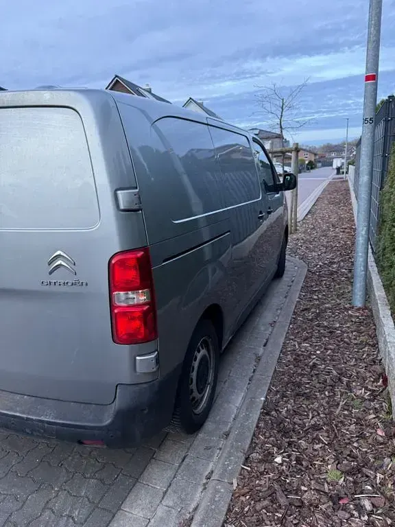 Usado Citroën Jumpy 177 HP (130 kW) 2020 Cinzento Monovolume