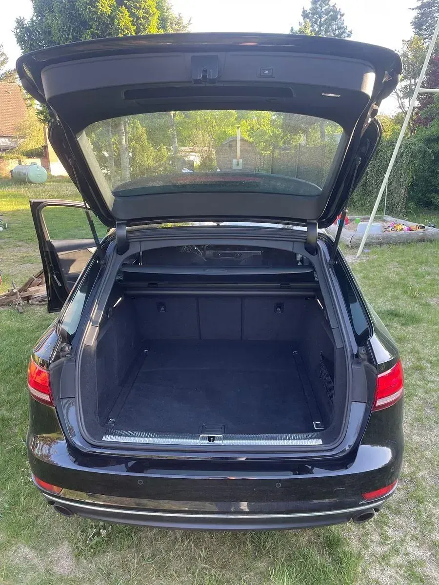 Gebraucht Audi A4 Sport 252 PS (185 kW) 2018 Schwarz Kombi