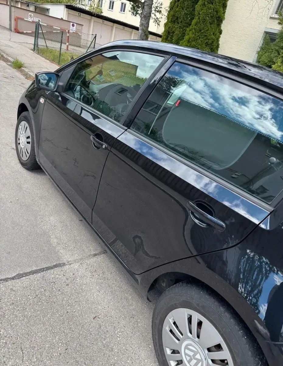 Gebraucht VW up! 60 PS (44 kW) 2012 Schwarz Kleinwagen