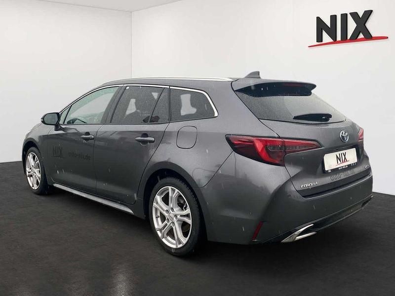Gebraucht Toyota Corolla 179 PS (131 kW) 2025 Grau Kombi