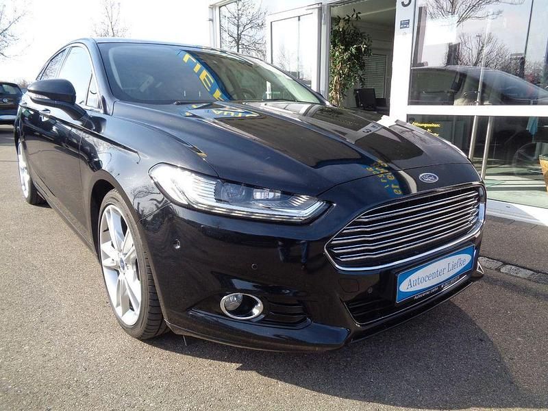 Gebraucht Ford Mondeo Titanium 211 PS (155 kW) 2015 Schwarz Limousine