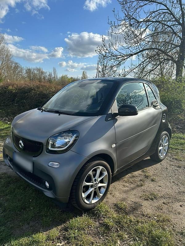 Gebraucht Smart ForTwo Coupé 90 PS (66 kW) 2015 Grau Coupé
